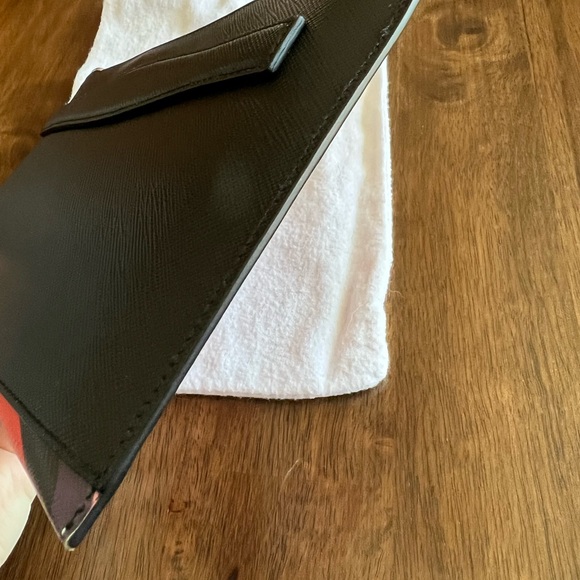 HOST PICK SUMMER UNIFORM Posh Party 7/5!!! Prada Saffiano Lipstick Clutch 💄 - Picture 12 of 12